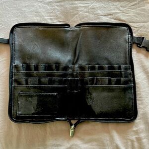 💕3/$20 Makeup Brush waist caddy